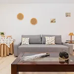 Apartment & El Acebo By Urbanhosting